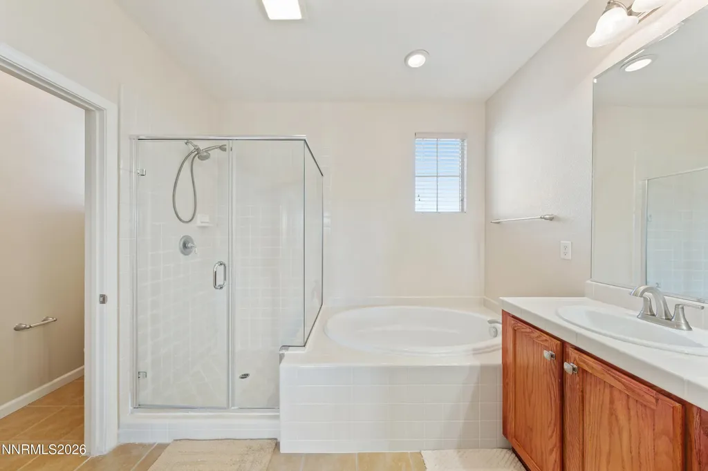 8135 Fire Opal Reno NV 89506