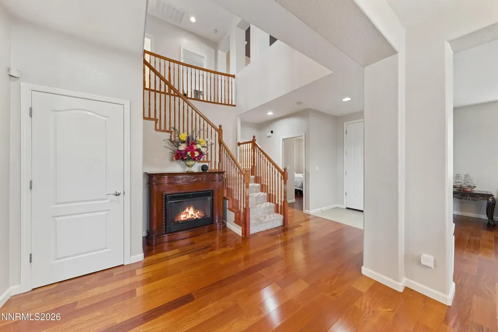 8135 Fire Opal Reno NV 89506