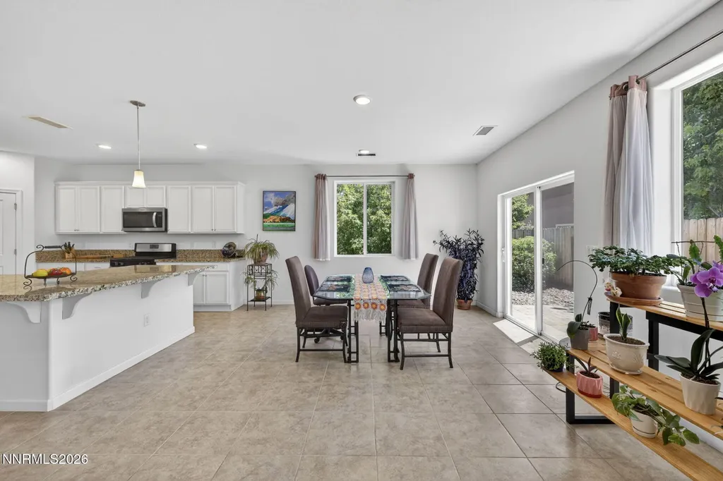 1235 Heybourne Gardnerville NV 89410