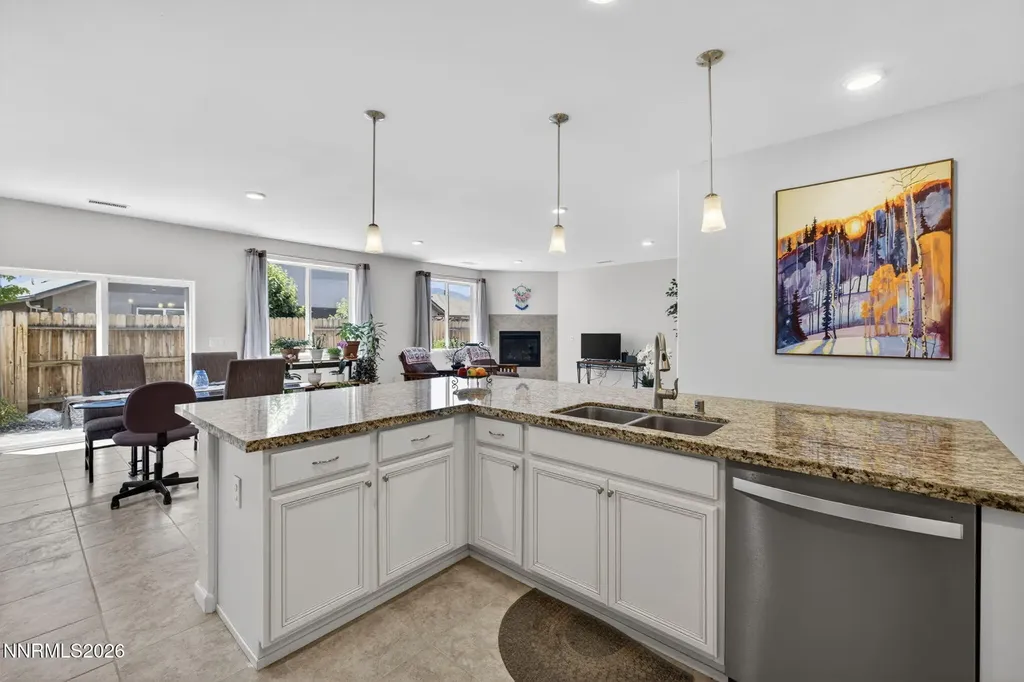 1235 Heybourne Gardnerville NV 89410