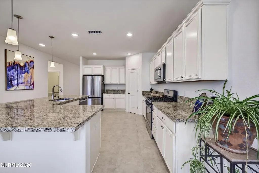 1235 Heybourne Gardnerville NV 89410
