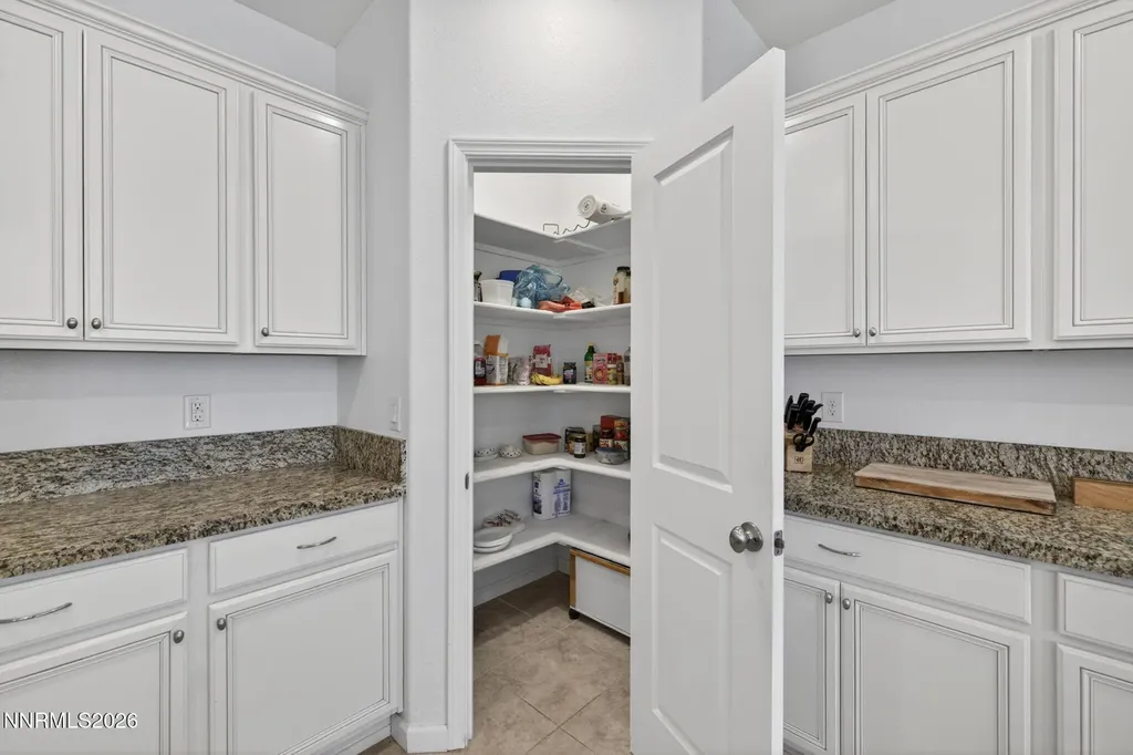 1235 Heybourne Gardnerville NV 89410