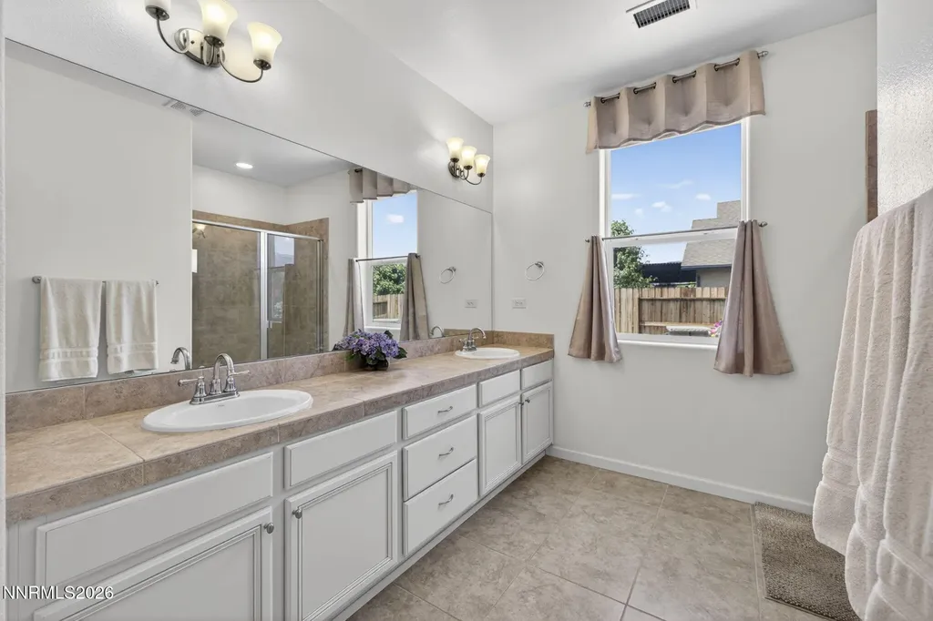 1235 Heybourne Gardnerville NV 89410