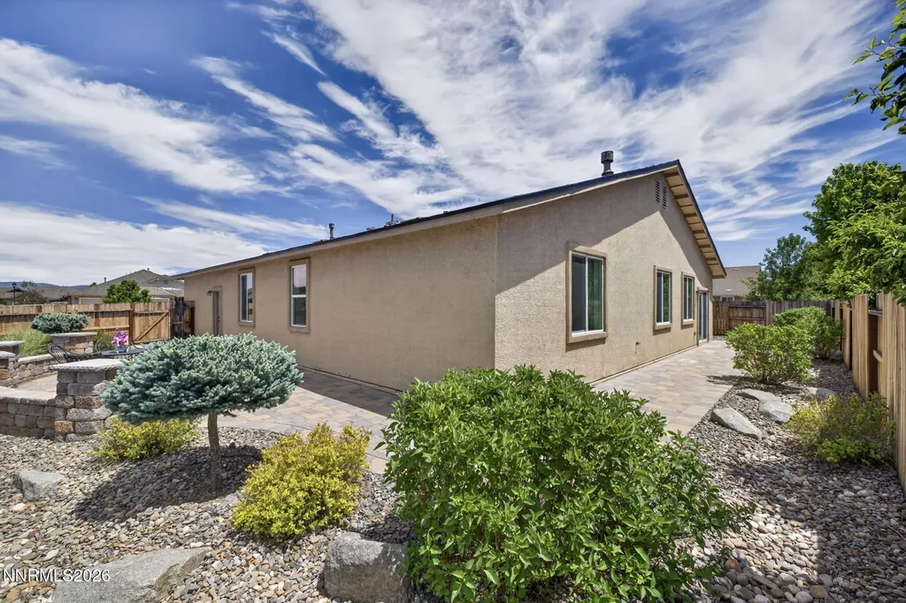 1235 Heybourne Gardnerville NV 89410