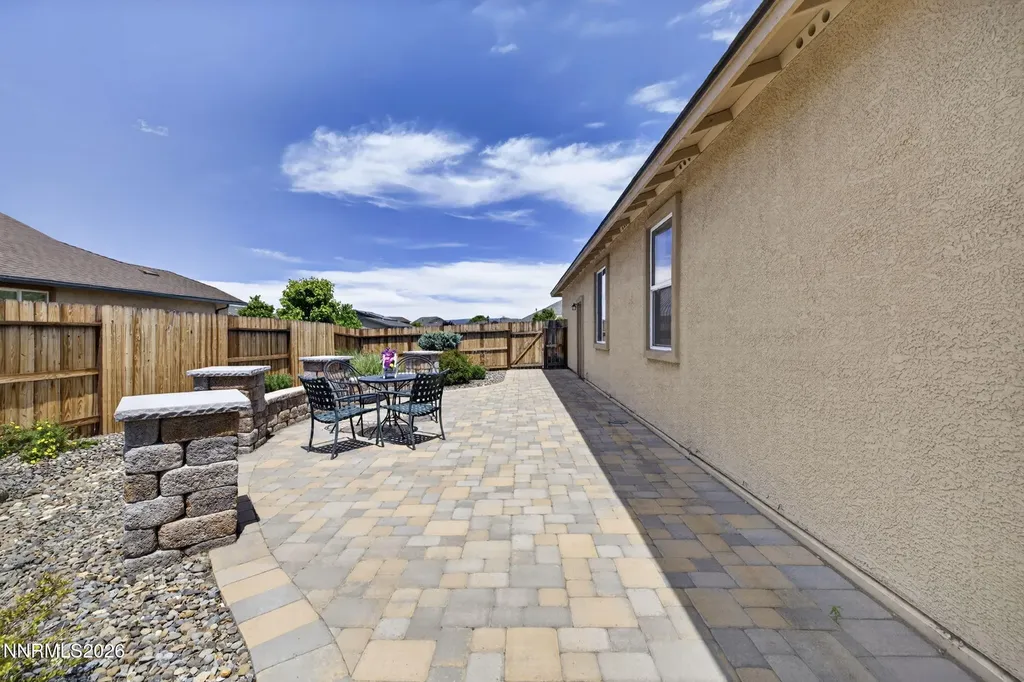 1235 Heybourne Gardnerville NV 89410