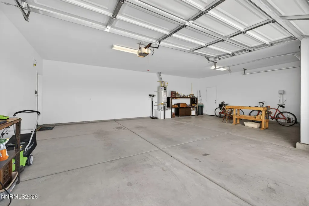 1235 Heybourne Gardnerville NV 89410