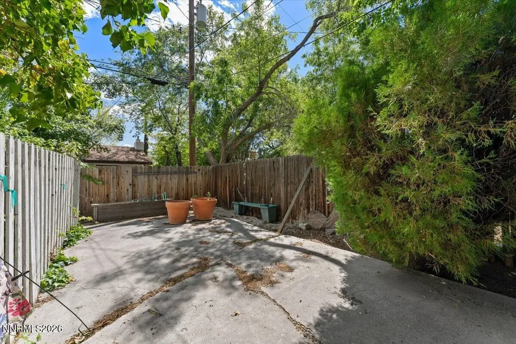 2750 Gellert Reno NV 89503