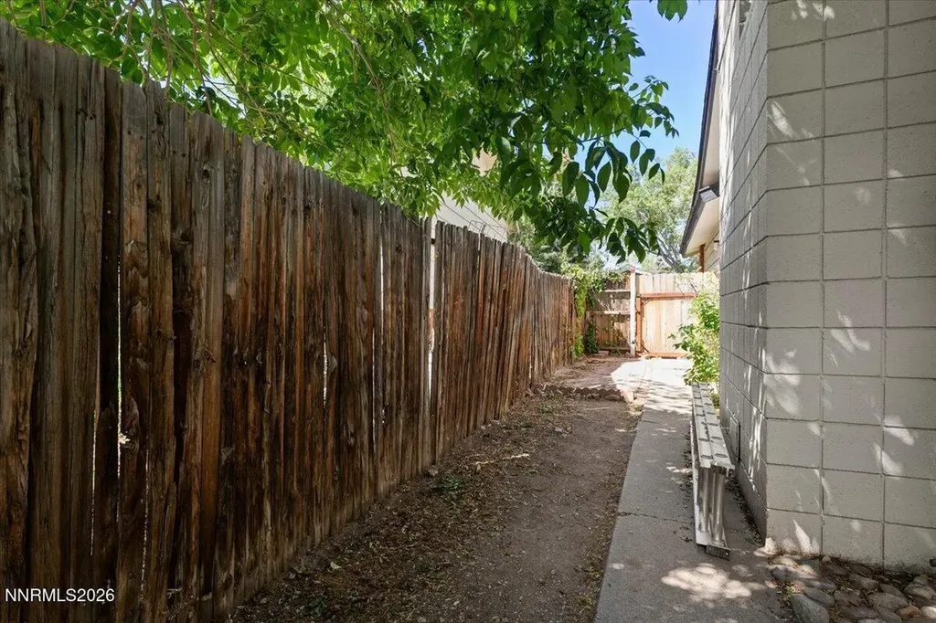 2750 Gellert Reno NV 89503