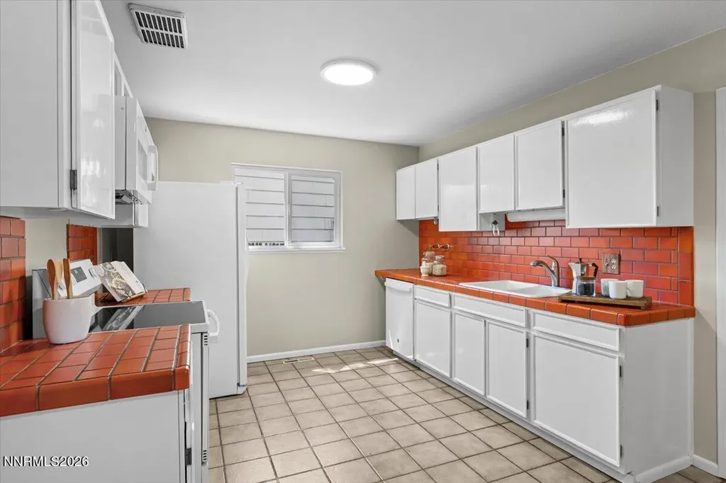 2750 Gellert Reno NV 89503