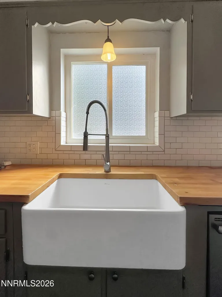 114 Kendall Winnemucca NV 89445
