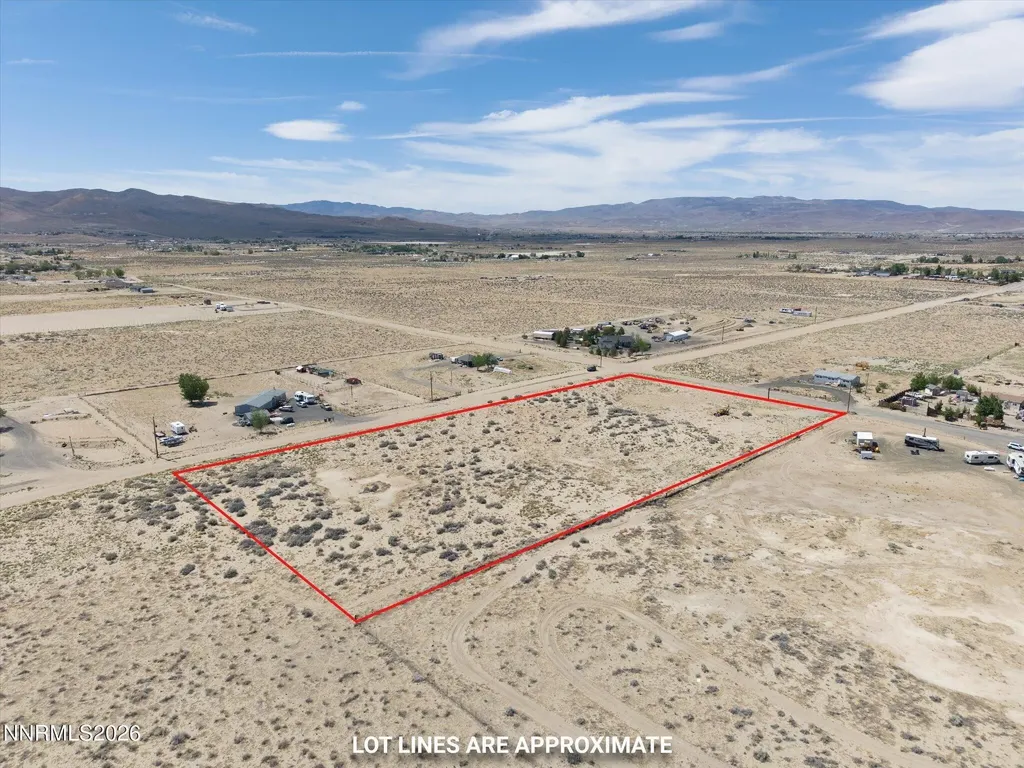 2535 7th Silver Springs NV 89429
