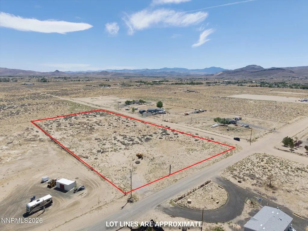 2535 7th Silver Springs NV 89429