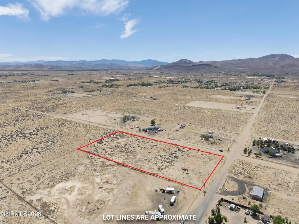 2535 7th Silver Springs NV 89429
