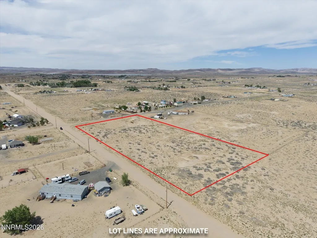 2535 7th Silver Springs NV 89429
