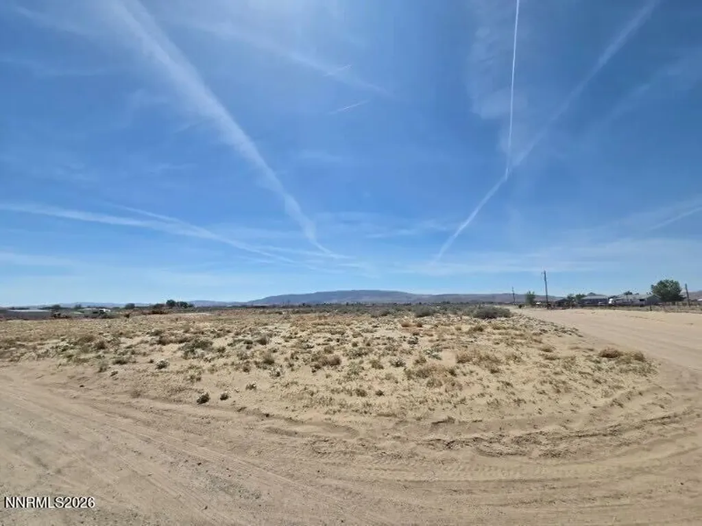 2535 7th Silver Springs NV 89429