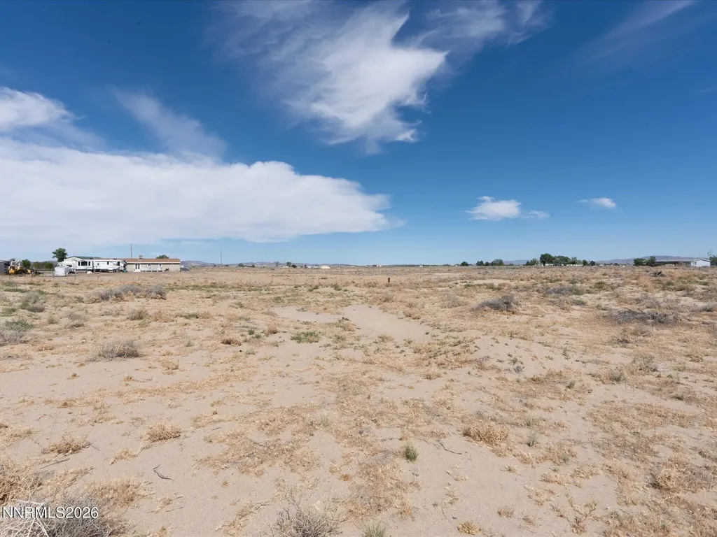 2535 7th Silver Springs NV 89429