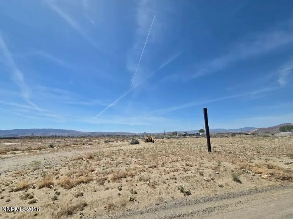 2535 7th Silver Springs NV 89429