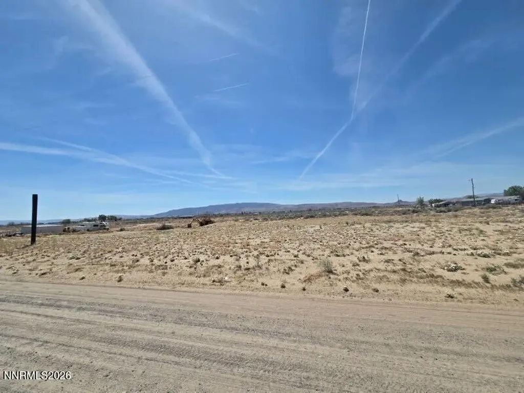 2535 7th Silver Springs NV 89429