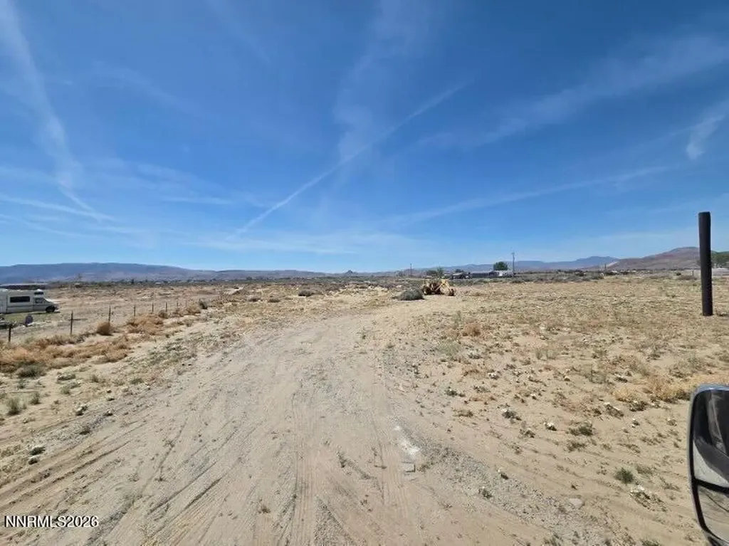 2535 7th Silver Springs NV 89429