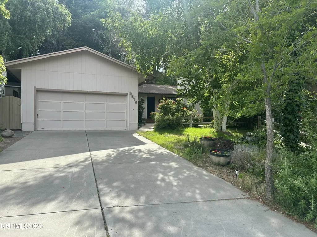 3575 Bluejay Reno NV 89509