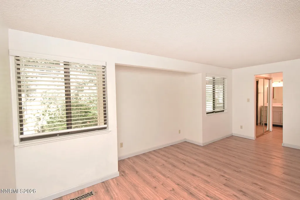 3575 Bluejay Reno NV 89509