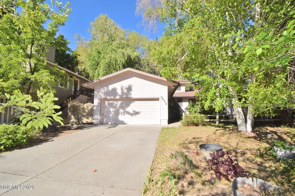 3575 Bluejay Reno NV 89509