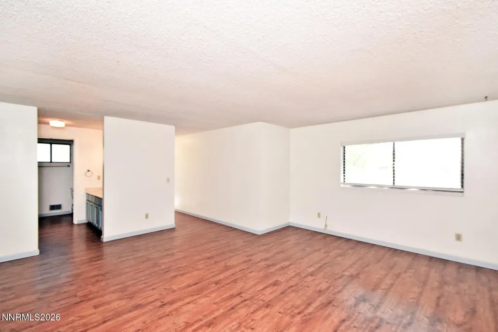 3575 Bluejay Reno NV 89509