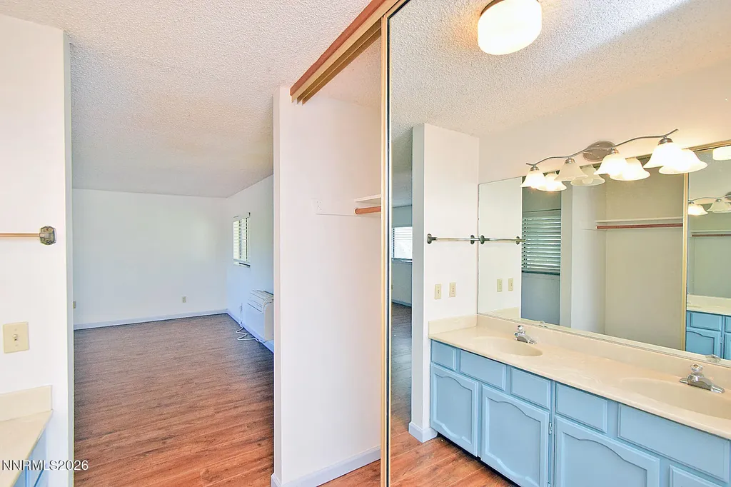 3575 Bluejay Reno NV 89509