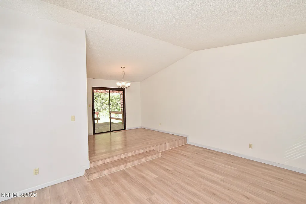 3575 Bluejay Reno NV 89509