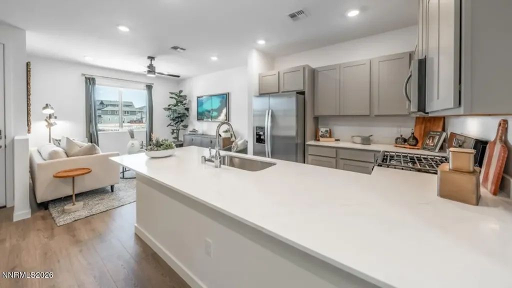 866 West End Carson City NV 89701