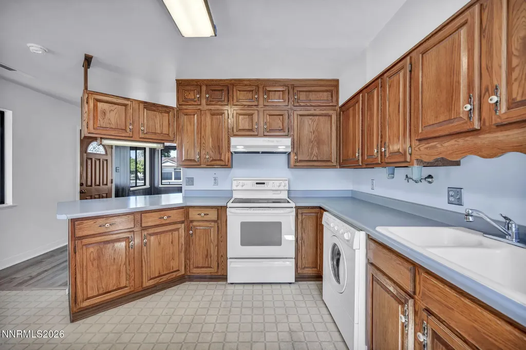 1460 Upton Sparks NV 89431