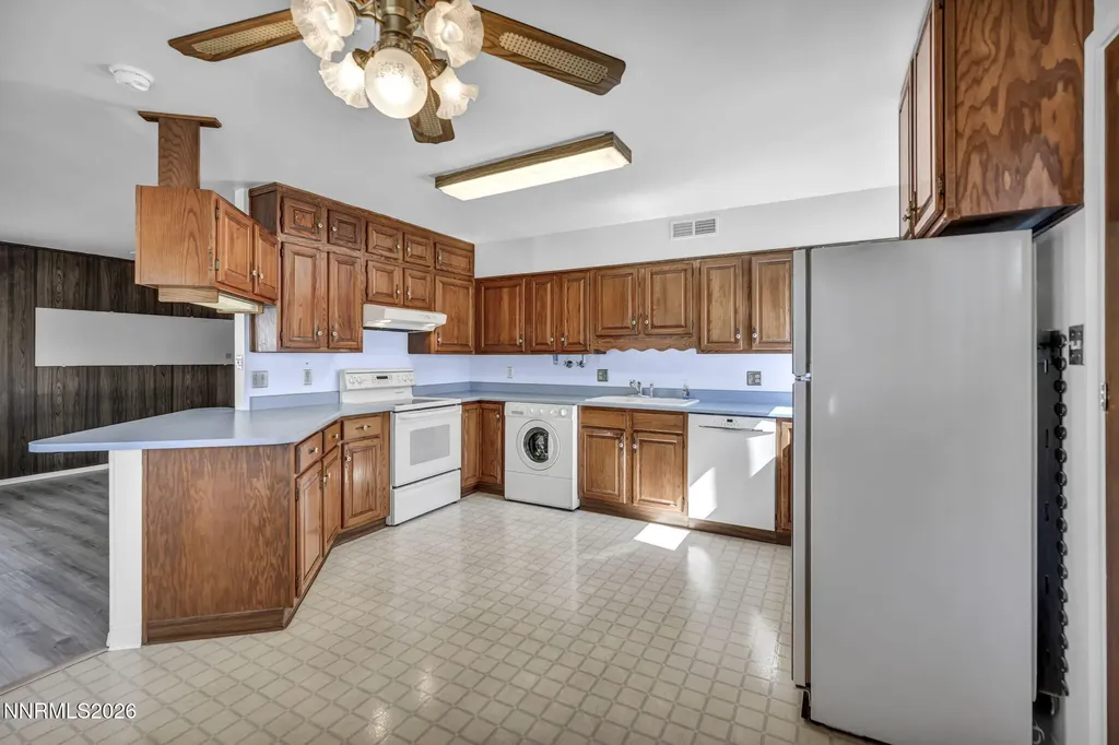 1460 Upton Sparks NV 89431