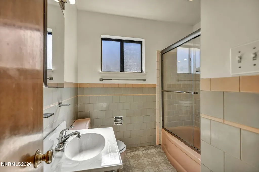 1460 Upton Sparks NV 89431