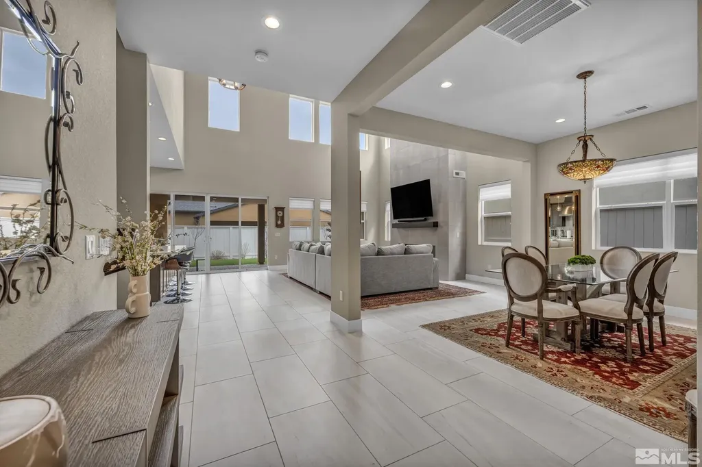 619 Camargue Reno NV 89511