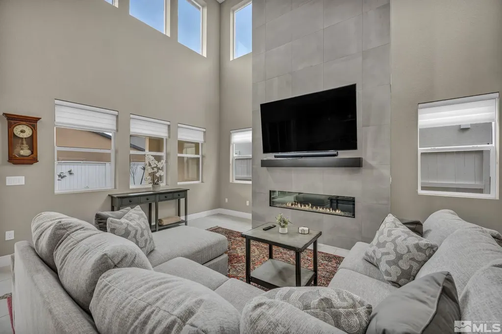 619 Camargue Reno NV 89511