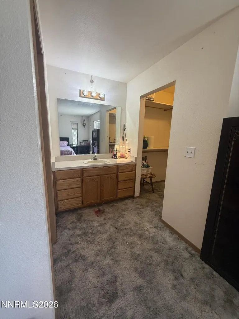 957 Ronald Fallon NV 89406