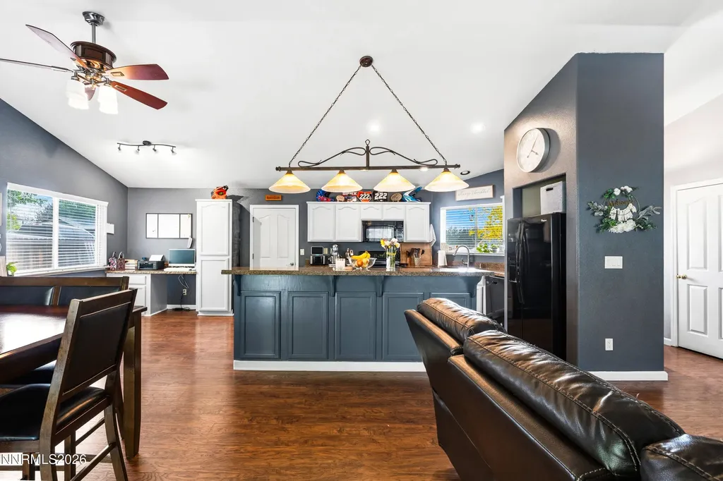3239 Marla Winnemucca NV 89445