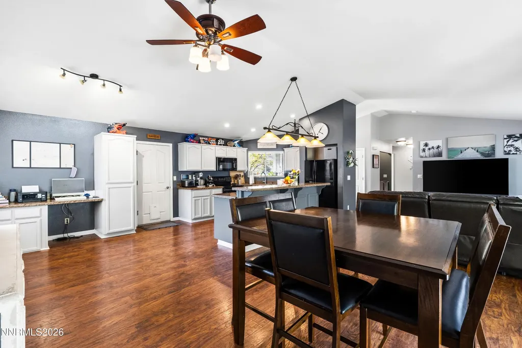 3239 Marla Winnemucca NV 89445
