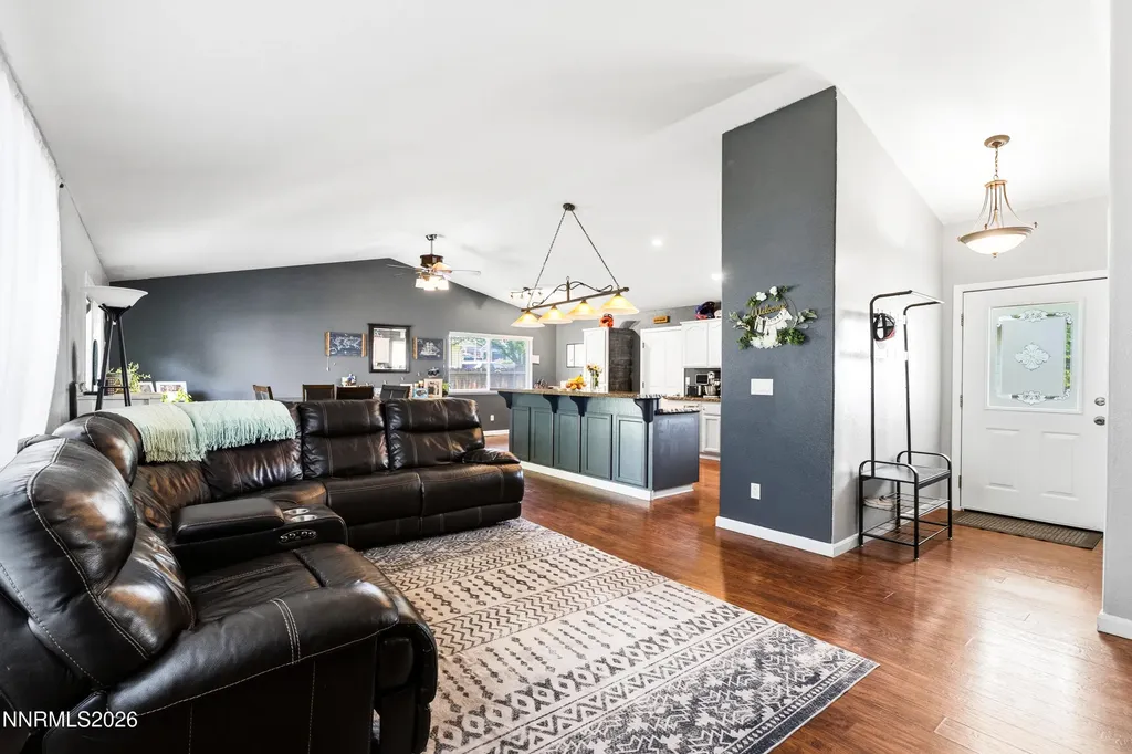 3239 Marla Winnemucca NV 89445