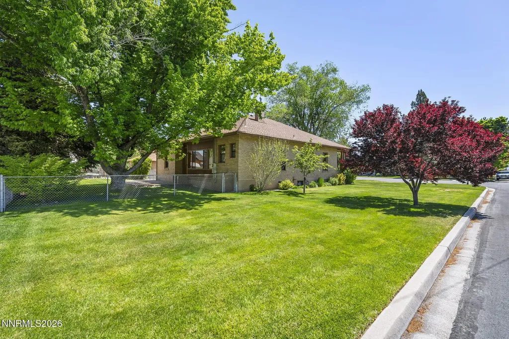 1604 6th Minden NV 89423