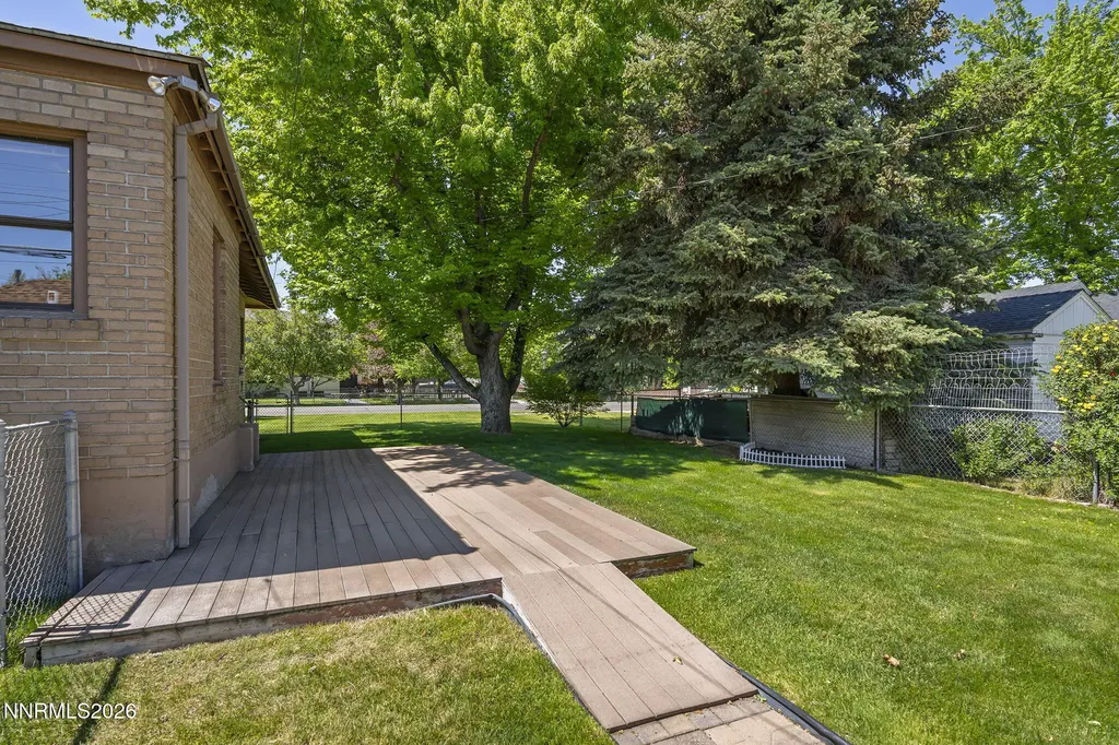 1604 6th Minden NV 89423