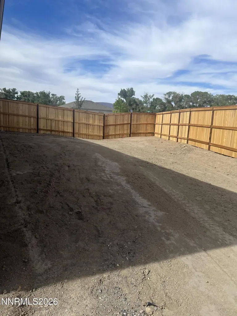 714 Rose Fernley NV 89408