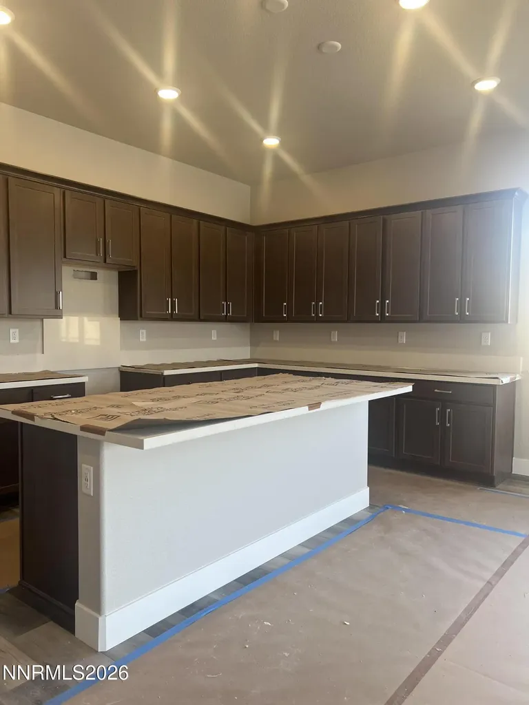 714 Rose Fernley NV 89408