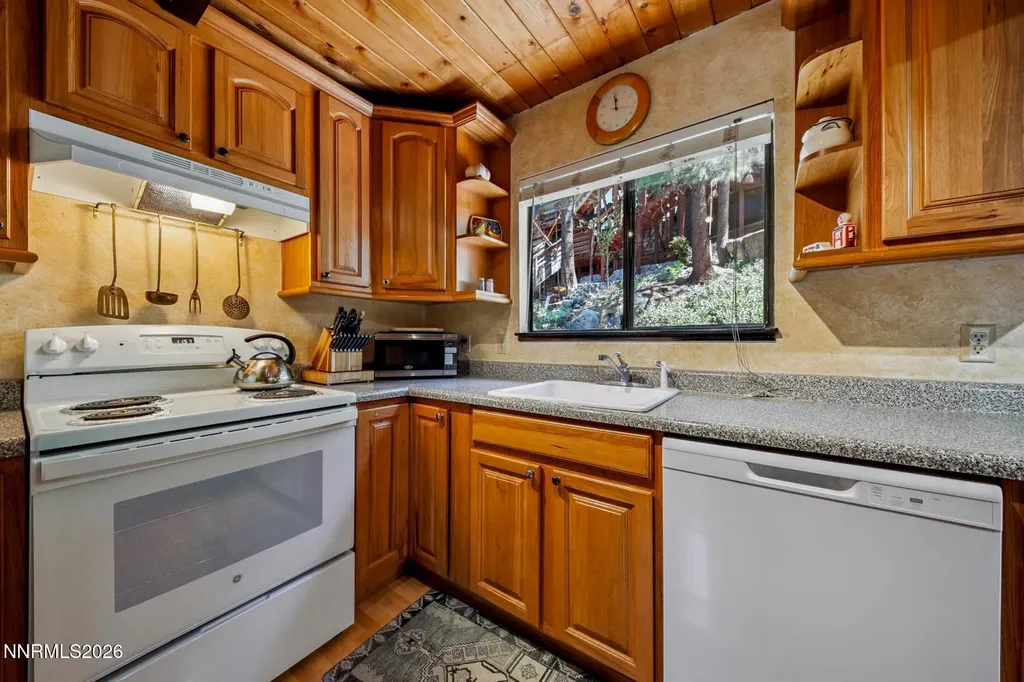 233 Benjamin Stateline NV 89449