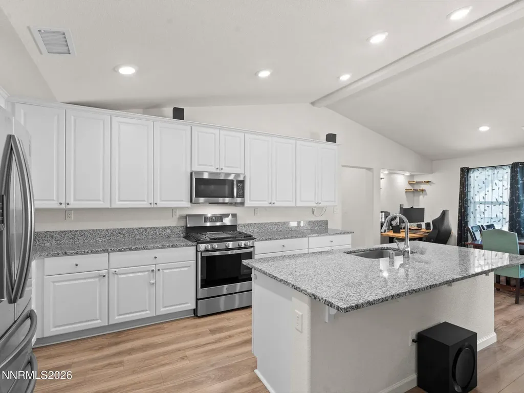 430 Sabino Canyon Dayton NV 89403
