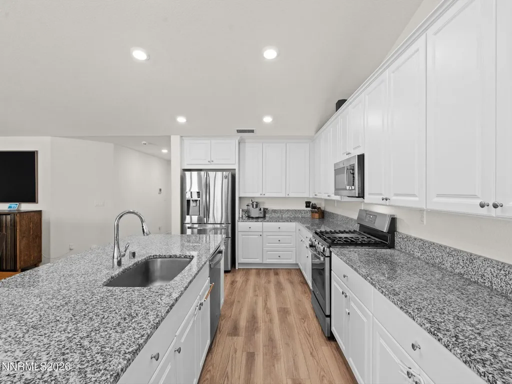 430 Sabino Canyon Dayton NV 89403