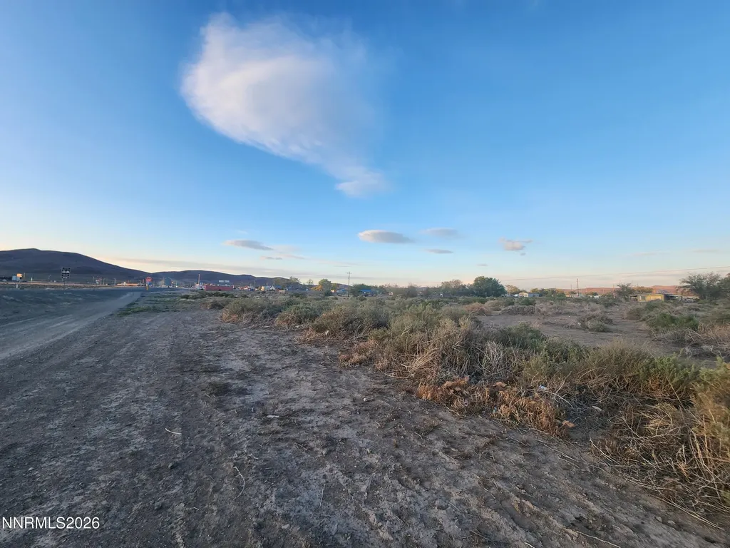 2700 Us Hwy 95a Silver Springs NV 89429