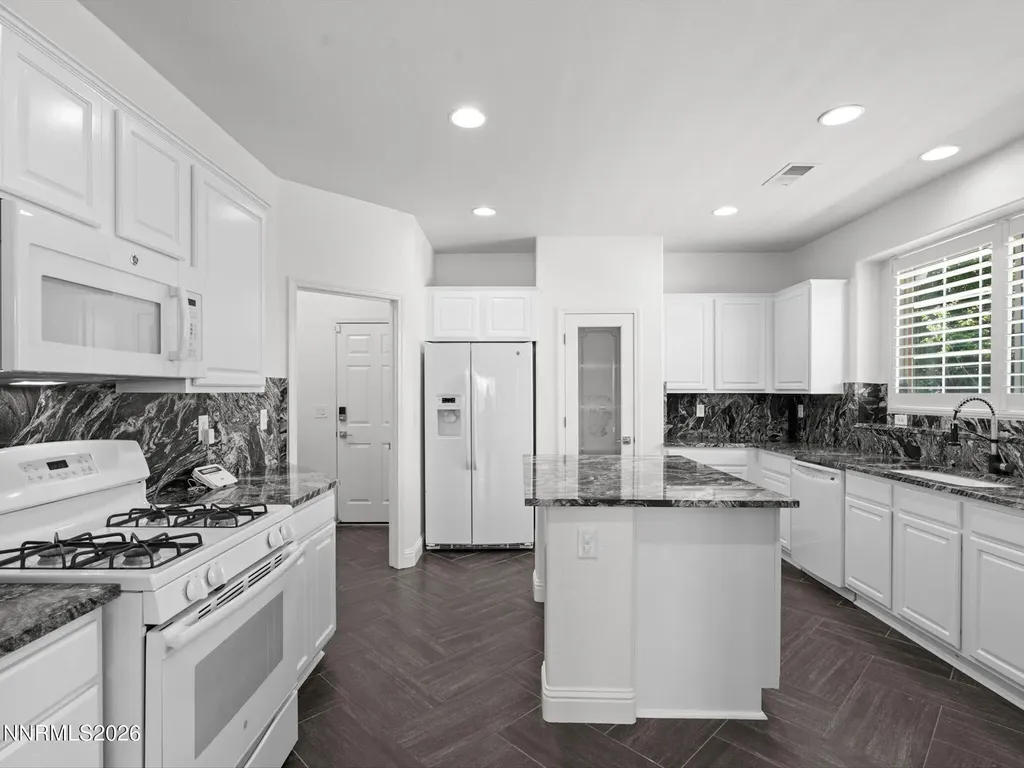 1409 Wild Wolf Reno NV 89521
