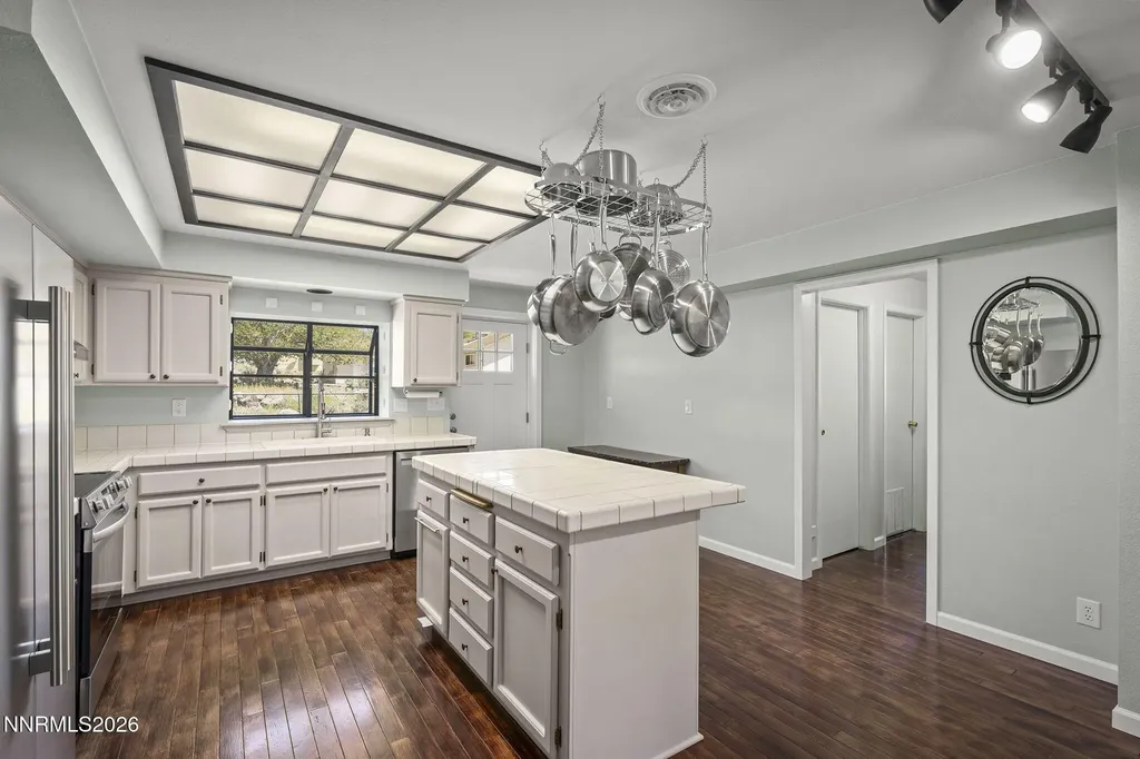 129 Edith Dayton NV 89403