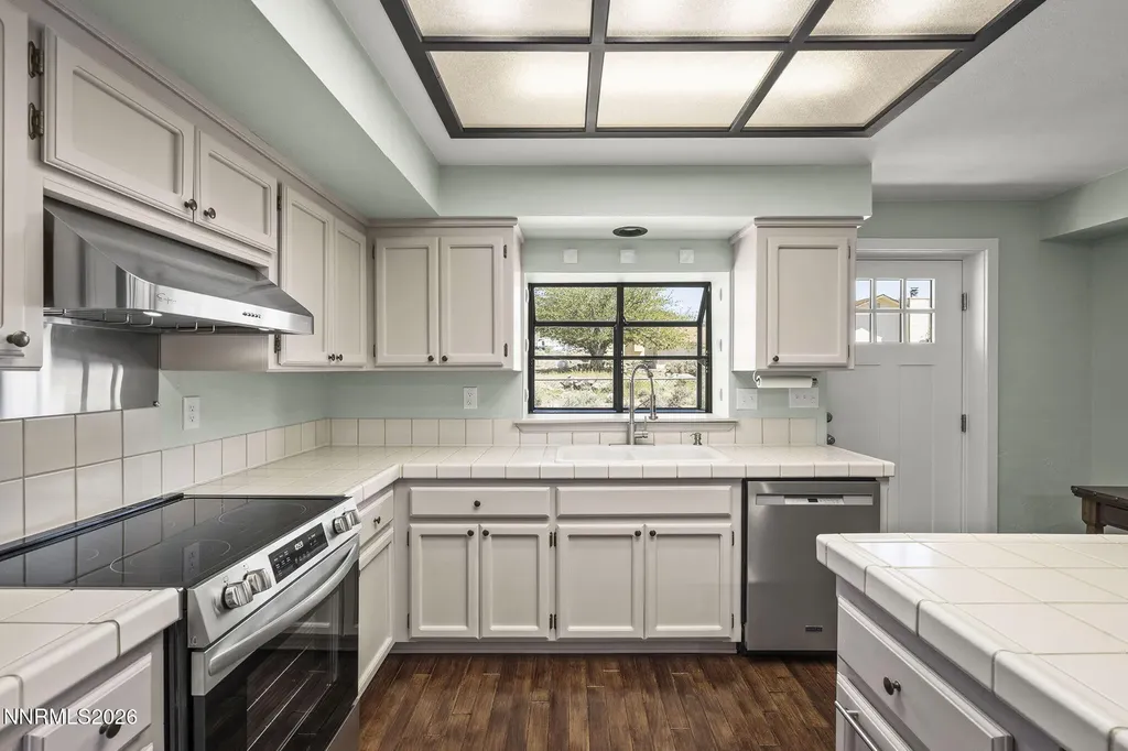 129 Edith Dayton NV 89403
